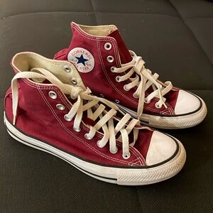 Converse high tops size 7 men’s/9 women’s.